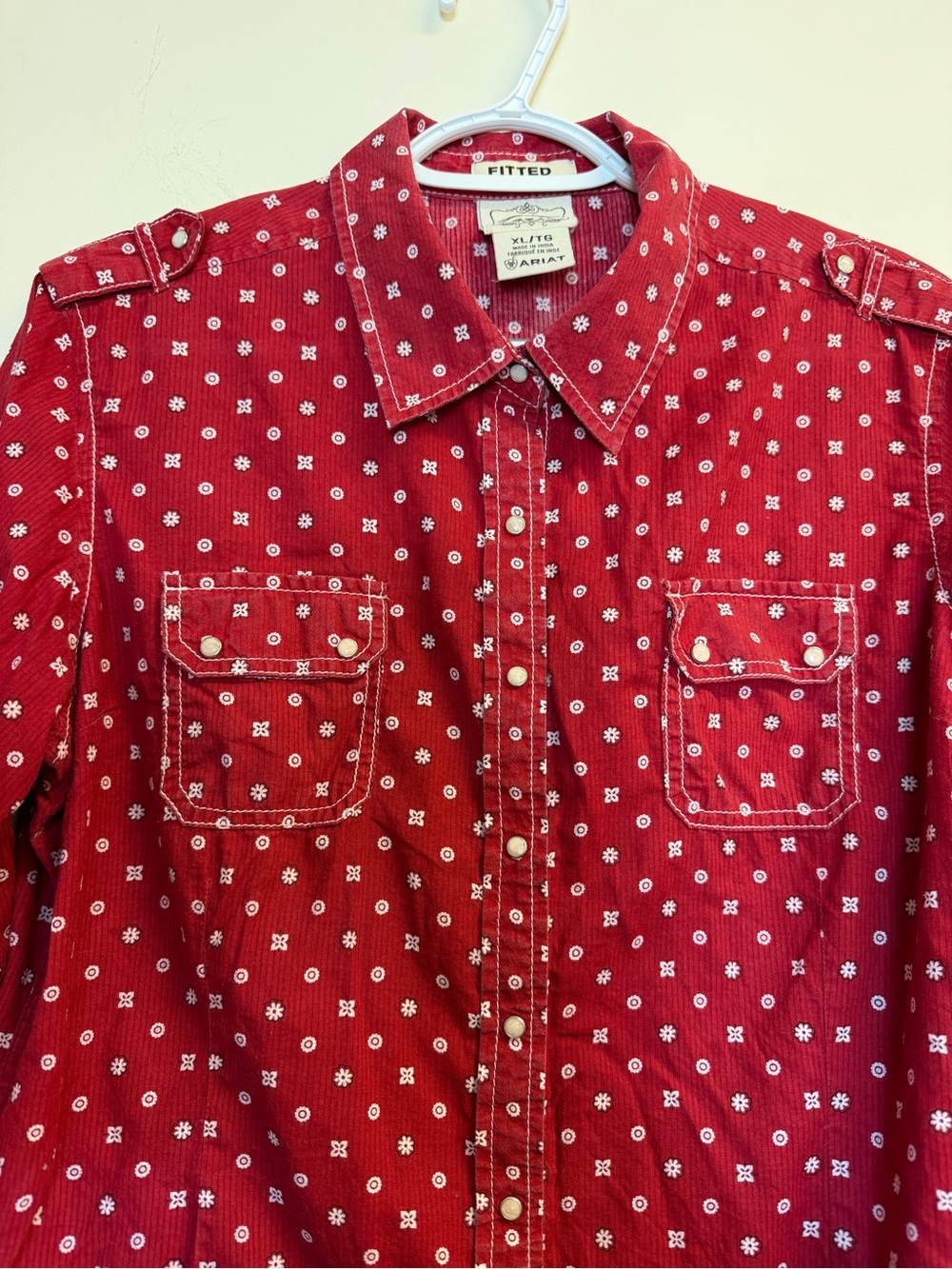 Ariat Women Bandana Fitted Red White Button Long Sleeve Western Shirt - Picture 4 of 13